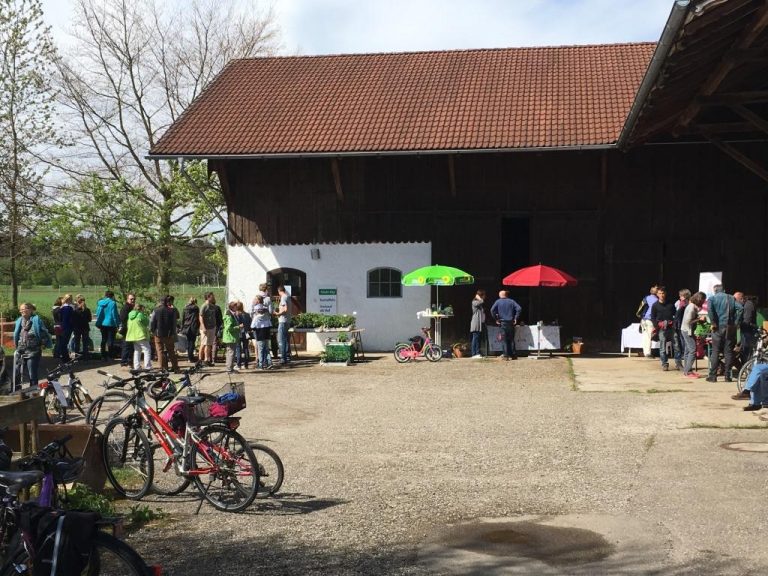Radl- und Pflanzenflohmarkt